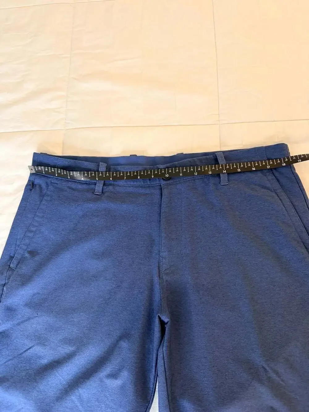 Tommy Bahama Blue Performance Golf Shorts Men’s Size 36